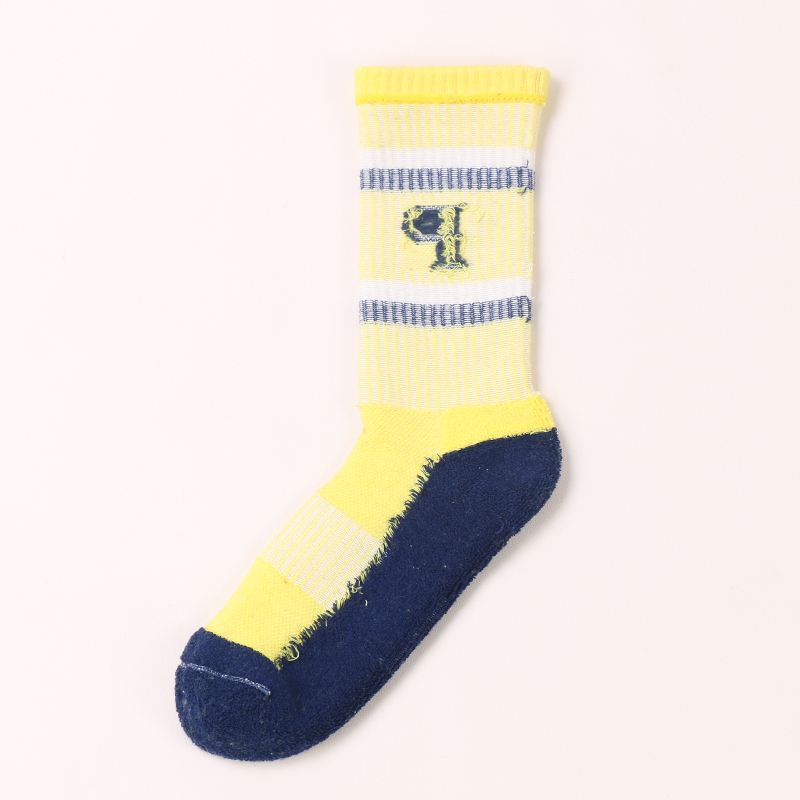 OEM Chất lượng Phi hành đoàn Thời trang Jacquard Nam Phòng tập thể dục Bóng rổ Thể thao Sock Terry Chống trượt Tất tùy chỉnh Logo