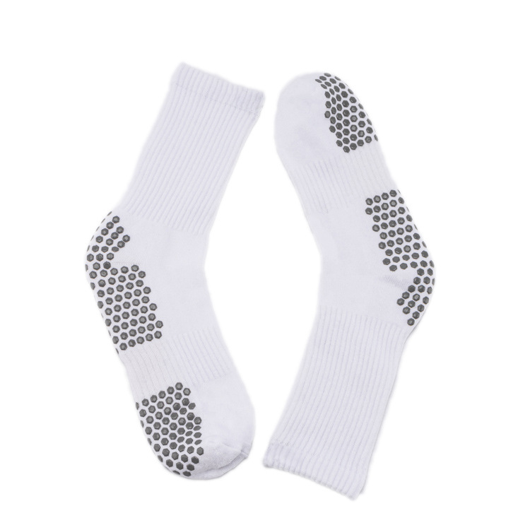 Logo tùy chỉnh Grip Sock Chống trượt Silicone Cotton Terry Sport Socks Bóng đá cho nam giới