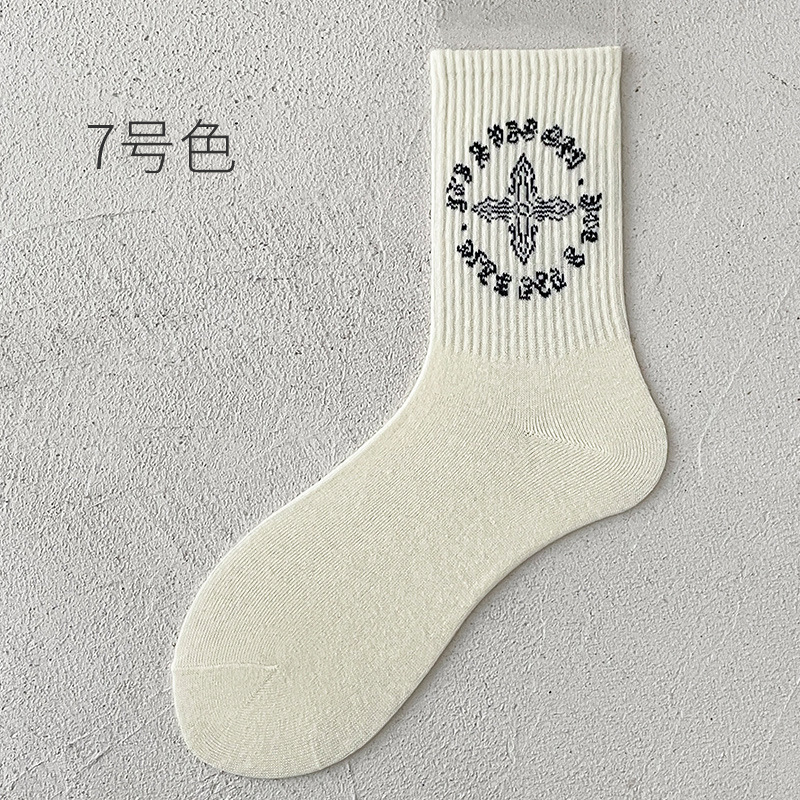 Oem Moq Nhà thiết kế mẫu nhanh Logo tùy chỉnh thông thường Vớ nam cotton Jacquard